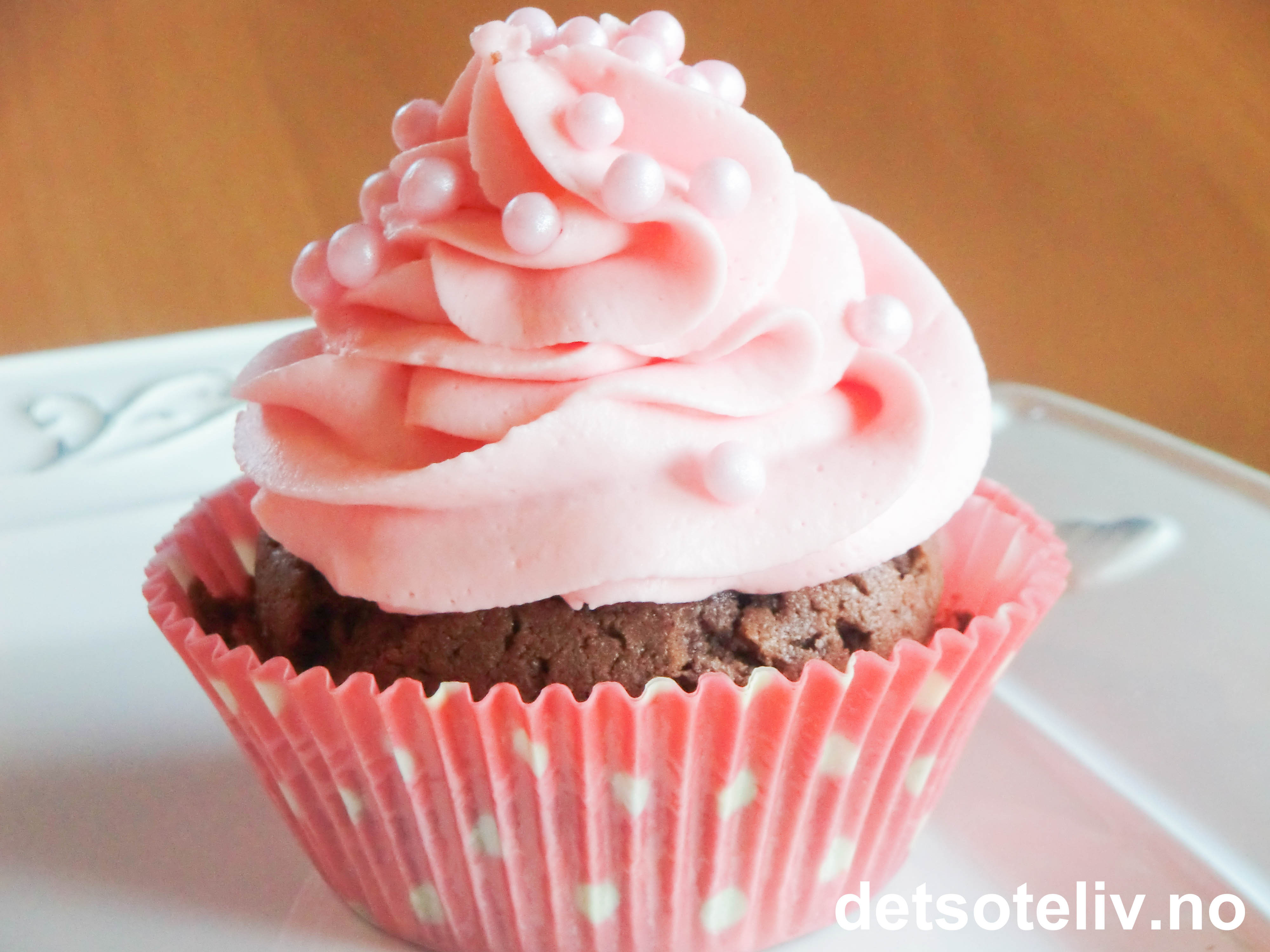 Chocolate Candy Fluff Cupcakes Det søte liv