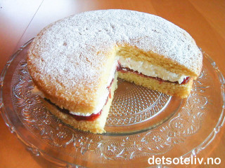 Marengskake med gul krem